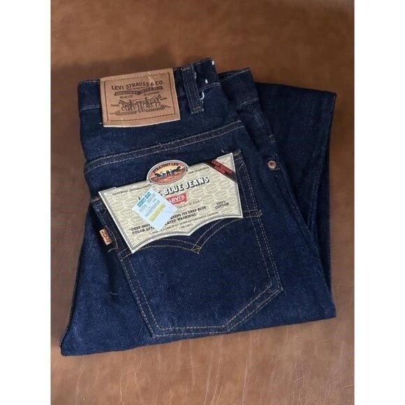 Vtg New 1981 Levi Stauss & Co Jeans Size 30 x  32 - Picture 3 of 5